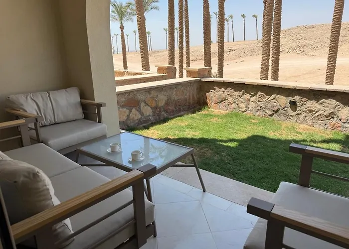 Charming 2 Bedroom 300 M From Corral Reef דירה *
