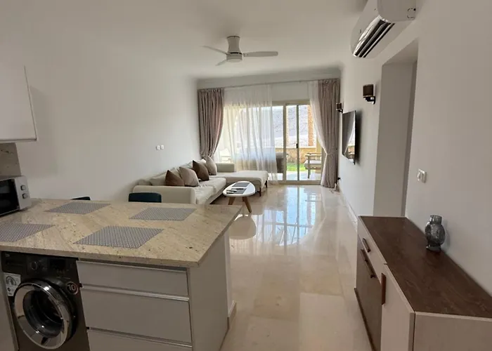 Charming 2 Bedroom 300 M From Corral Reef הורגהדה
